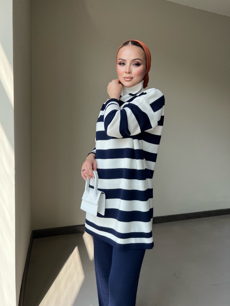 Resim  KARLA İKİLİ TAKIM- LACİVERT